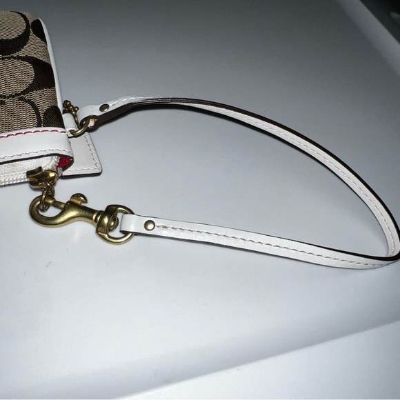 Coach Signature Brown Wristlet with Poppy EUC - Picture 5 of 9